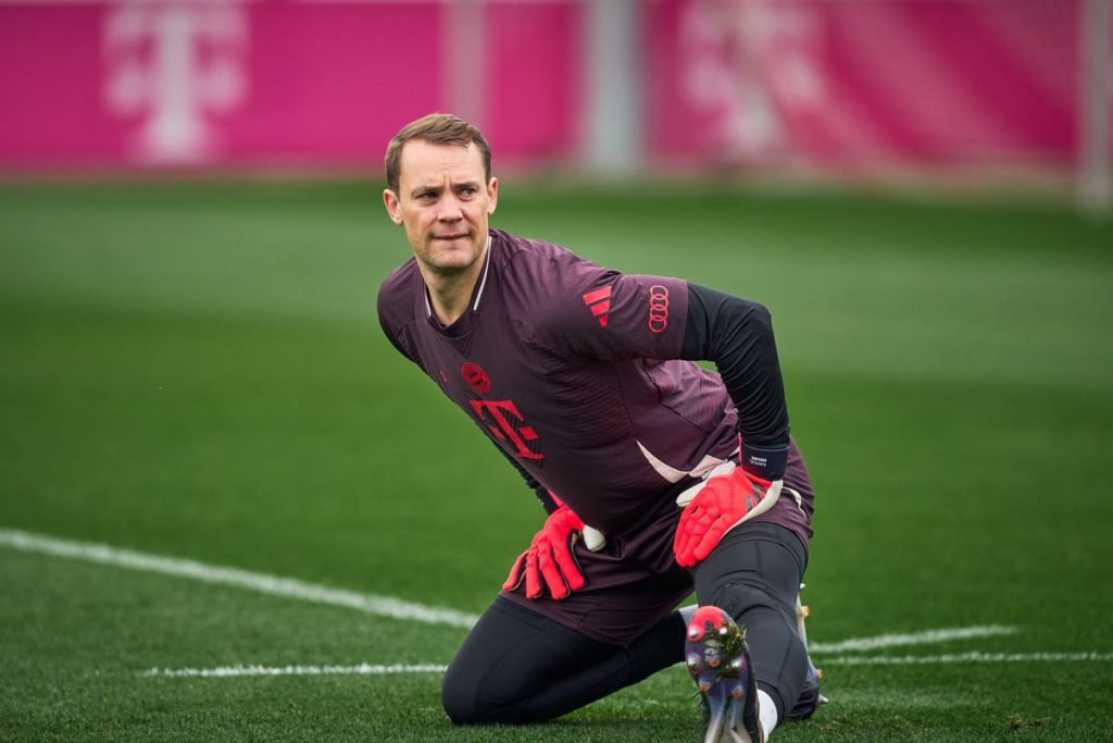 Neuer Suffers Fresh Injury Blow Ahead of Bayernâ€™s Key Fixtures