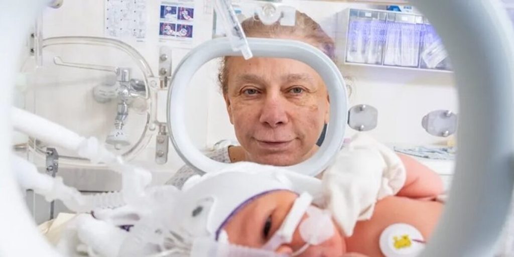 66-Year-Old German Woman Gives Birth to 10th Child Naturally