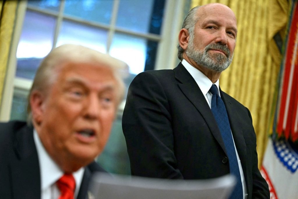 Global Trade Tensions: The U.S. Tariff War and Chinaâ€™s Push for Free Trade