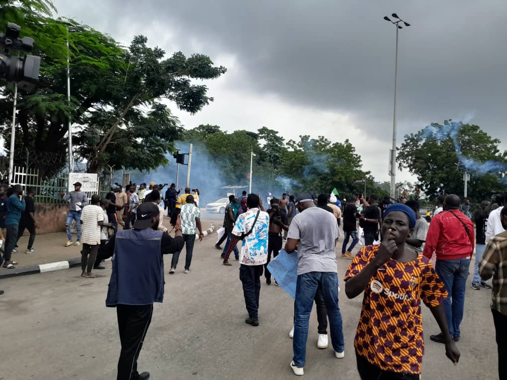 IMN Members, Soldiers Exchange Gunfire at Banex Plaza in Abuja
