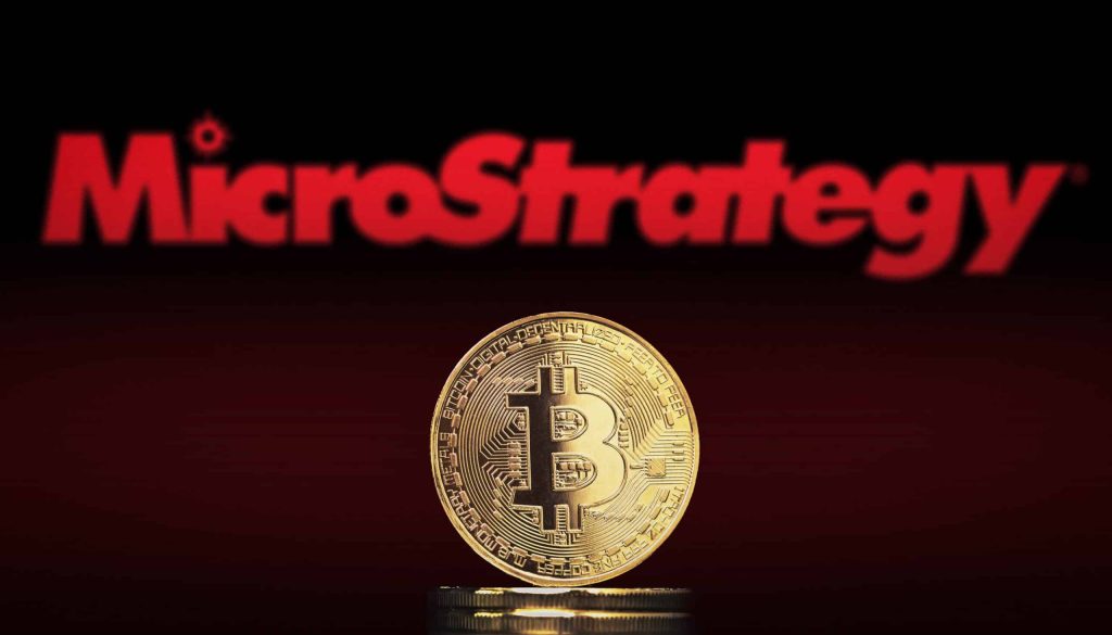 MicroStrategy's Stock Receives First Bearish Rating: What It Means for Bitcoin Investors